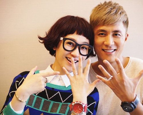 《我的老婆大人是80后》日前又曝光了一组杜淳剧照,杜淳,李小冉继电视