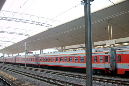 北京南;郑州东至北京西g568次延长至许昌东;北京西至太原g609/g6