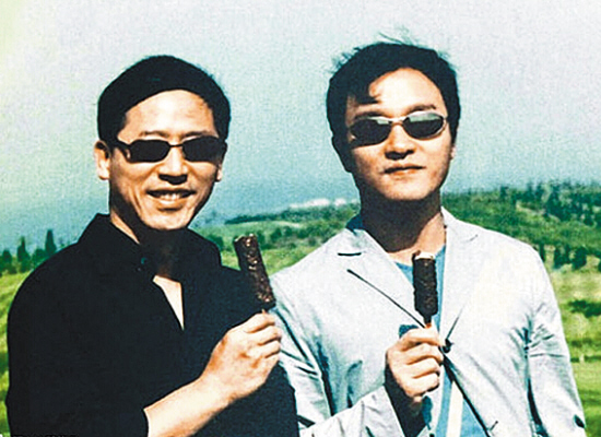 "死生契阔,与子成说,执子之手,与子偕老"|张国荣|音乐会_凤凰资讯