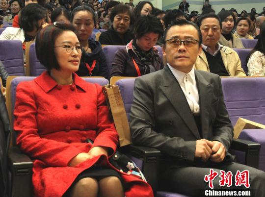 星云大师登临“扬州讲坛”畅谈宇宙观人生观(图)_凤凰财经