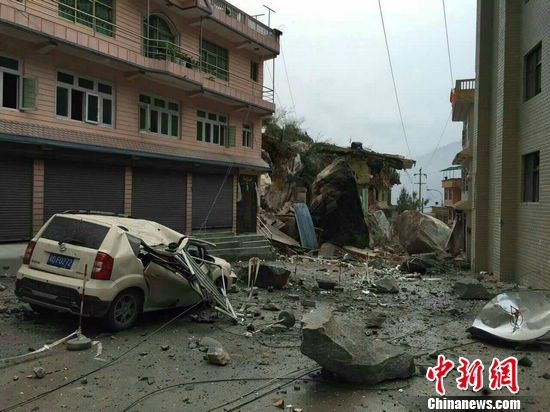 樟木地震图片