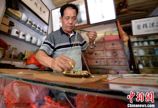 万槌吊膏图片