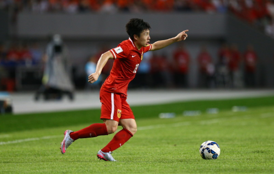 郑龙佩家军首秀:给自己打及格分 球队还在成长中