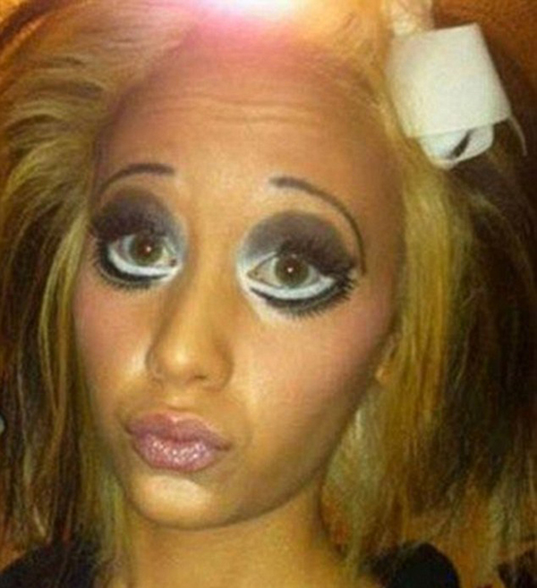 让眉毛飞盘点没有最丑只有更丑的失败妆容组图