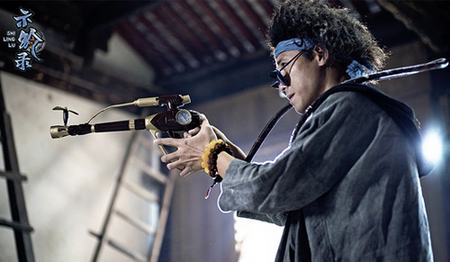 《示铃录》悬疑预告片 李乃文造型夸张吸睛