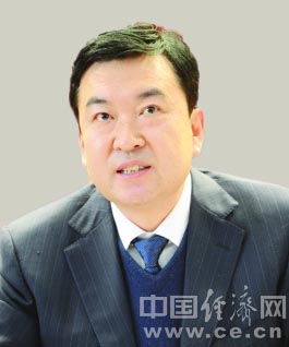 内蒙古自治区党委常委张院忠兼任党委秘书长