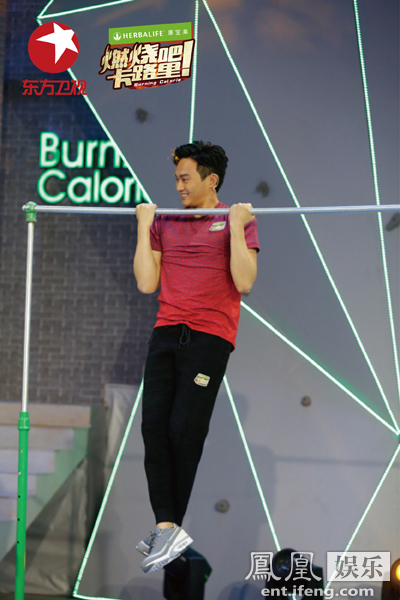 张智霖曾是胖墩 《燃卡》曝不老秘诀