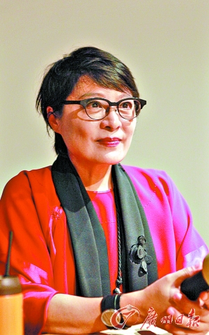 《传家》赴广州,接受本报专访:近日,《传家》作者姚任祥女士赶赴广州