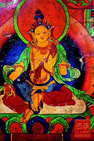 文布寺的清代壁画,因文布在文革时被征用为粮库而幸存沿转经道绕到文