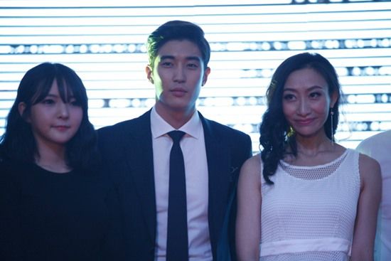 奚筠,制片人田高阳,韩曙永,杨双勇,申妞,制片主任梁明珠,导演李钊率