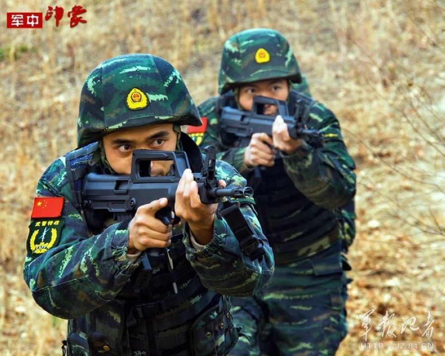 中国公开最高级别特种部队猎鹰训练高难