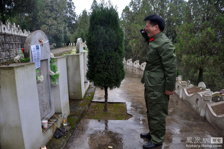 战争的残酷代价:救不活的战友 哭不回的丈夫