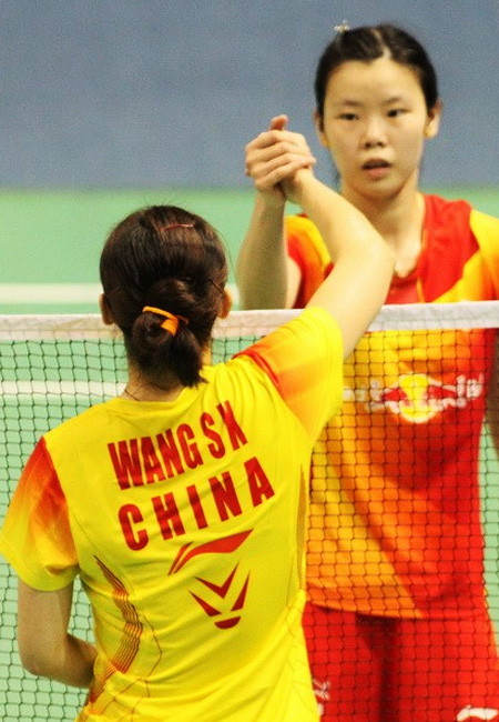 羽联总决赛-王适娴伤退 李雪芮女单轻松夺冠