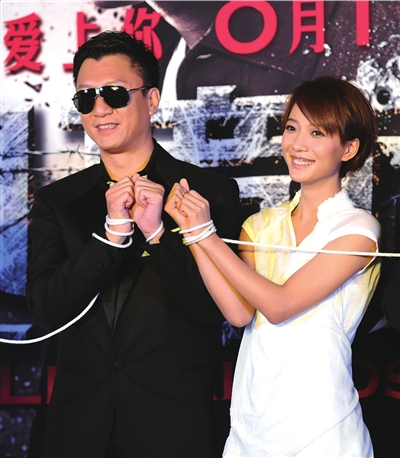 孙红雷和王珞丹.本报记者张沫摄