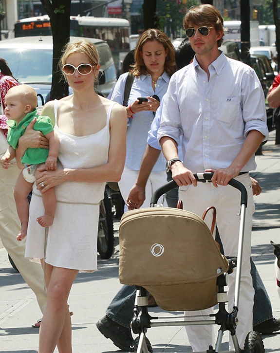 美国热剧《绯闻女孩》女星凯莉·卢瑟福(kelly rutherford)与前夫