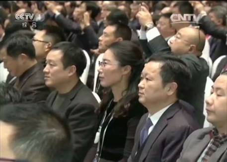 红爱服饰是2005年由宿松县招商引资的民营企业,十年来,在董事长夏爱珍