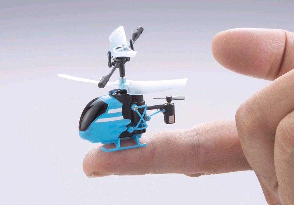 日本公司研制出世界最小遥控飞机 长仅59毫米