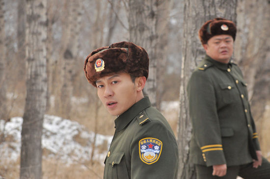 草帽警察完美收官李晨2015电视荧幕忙不停