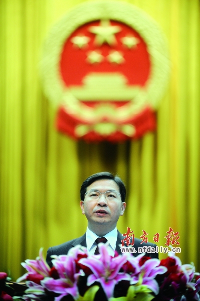 顺德区区长黄喜忠.