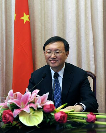 外交部部长杨洁篪在中美关系研讨会上发表视频讲话