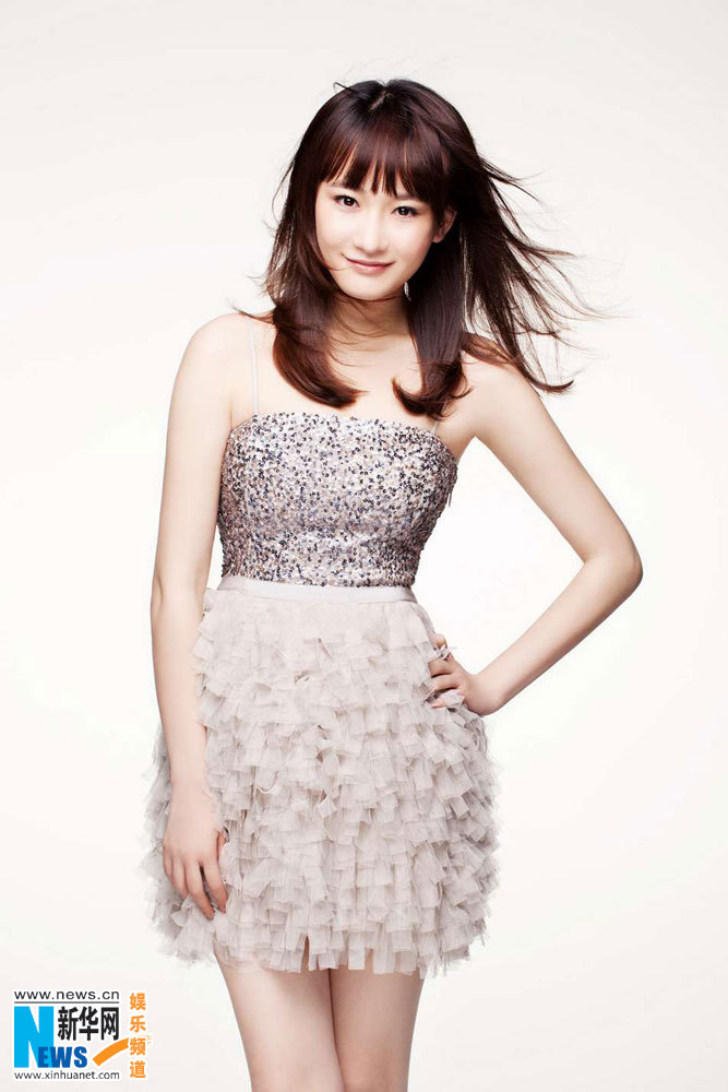 秦子涵电影《有种》宣传写真 清新甜美活力俏皮