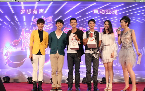 声动亚洲人气歌手见面会最终站昨日举行