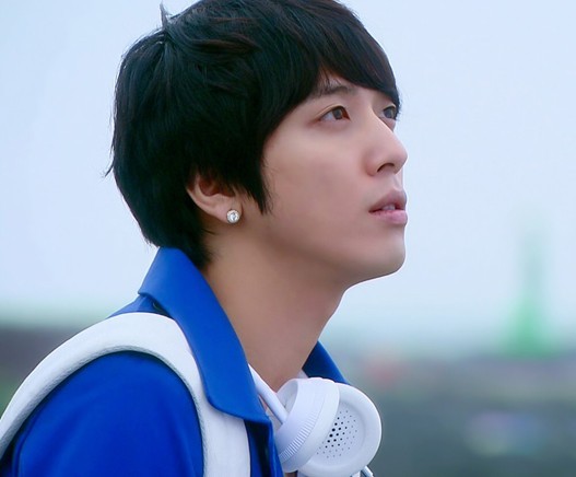 宋钟基李敏镐张根锡金贤重盘点让人疯狂的花美男