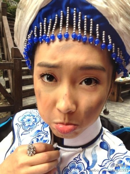 《血誓》湖北黄金洞热拍 宣璐土匪造型曝光(图)