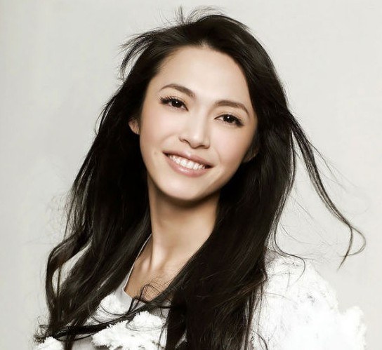 姚晨亲自承认怀孕两个月称希望能生个男孩儿