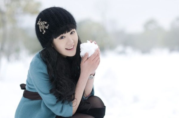 新锐美女歌手王雪儿推出自己的首支单曲《爱的语言》取得不俗成绩