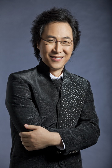 廖昌永人民大会堂彩排用中国声音送上新年祝福